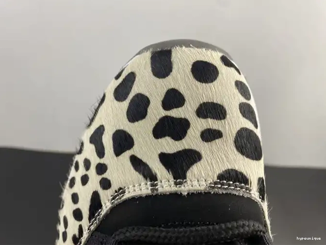 HYPE 11 INSTINCT JORDAN AR0715-010 ANIMAL AIR 0613